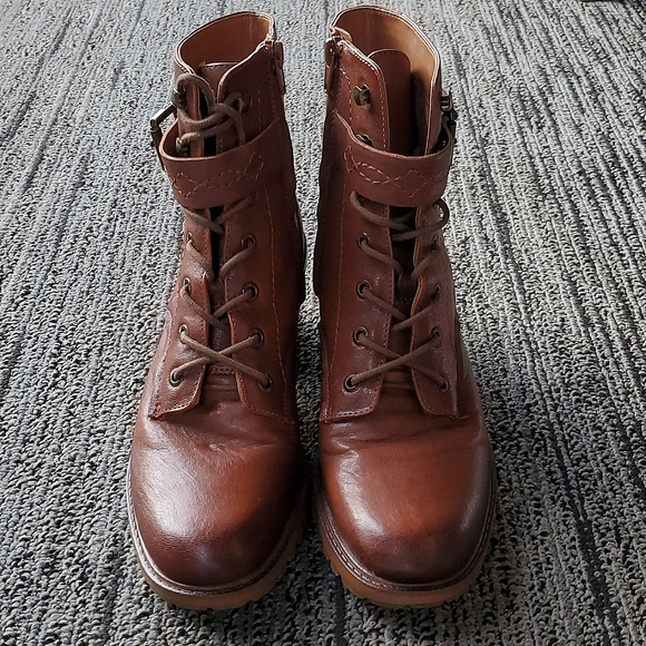 Zodiac Leather Boots - Picture 3 of 6